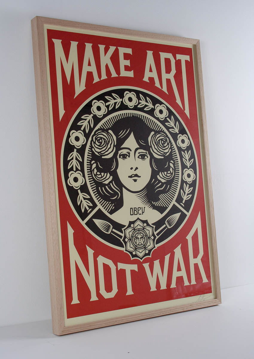Shepard Fairey 'Make Art Not War'